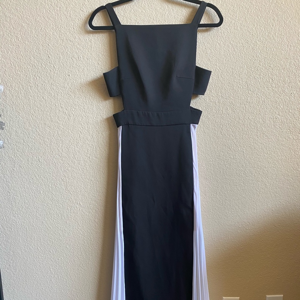 BCBG MAXAZRIA Brielle Side Pleated Maxi